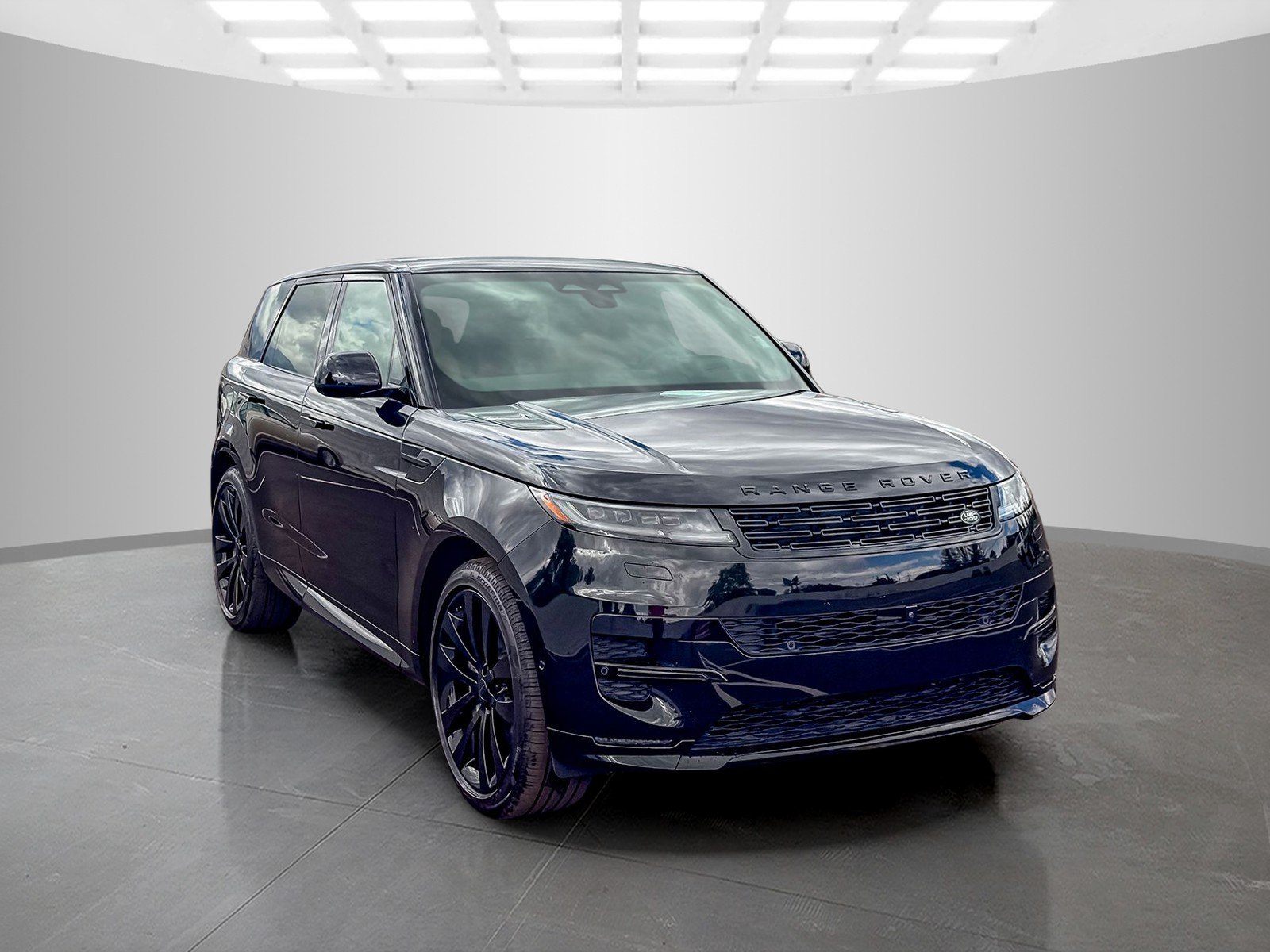 New 2026 Santorini Black Land Rover Dynamic SE image 7