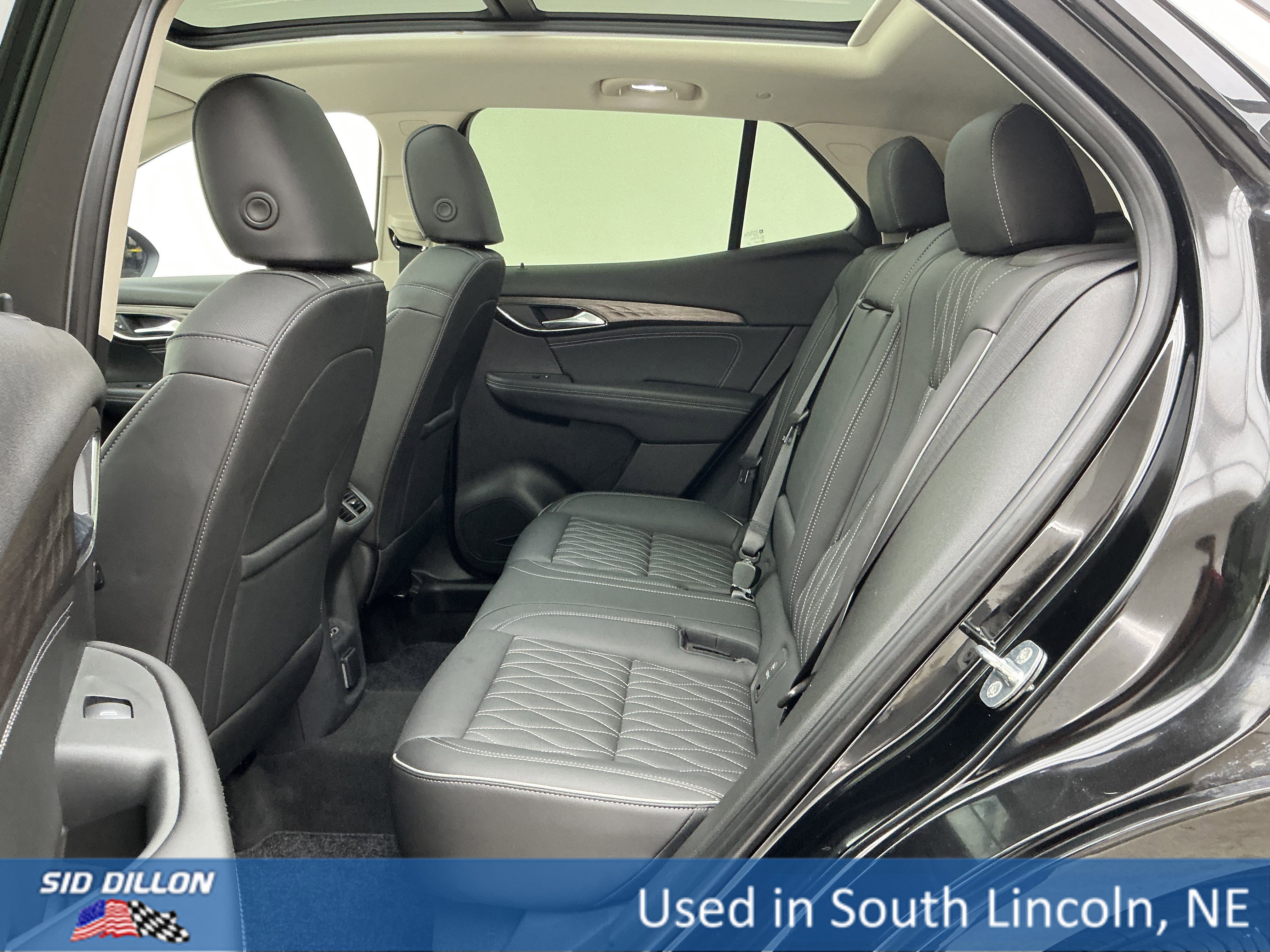Used 2023 Ebony Twilight Metallic Buick Avenir image 19