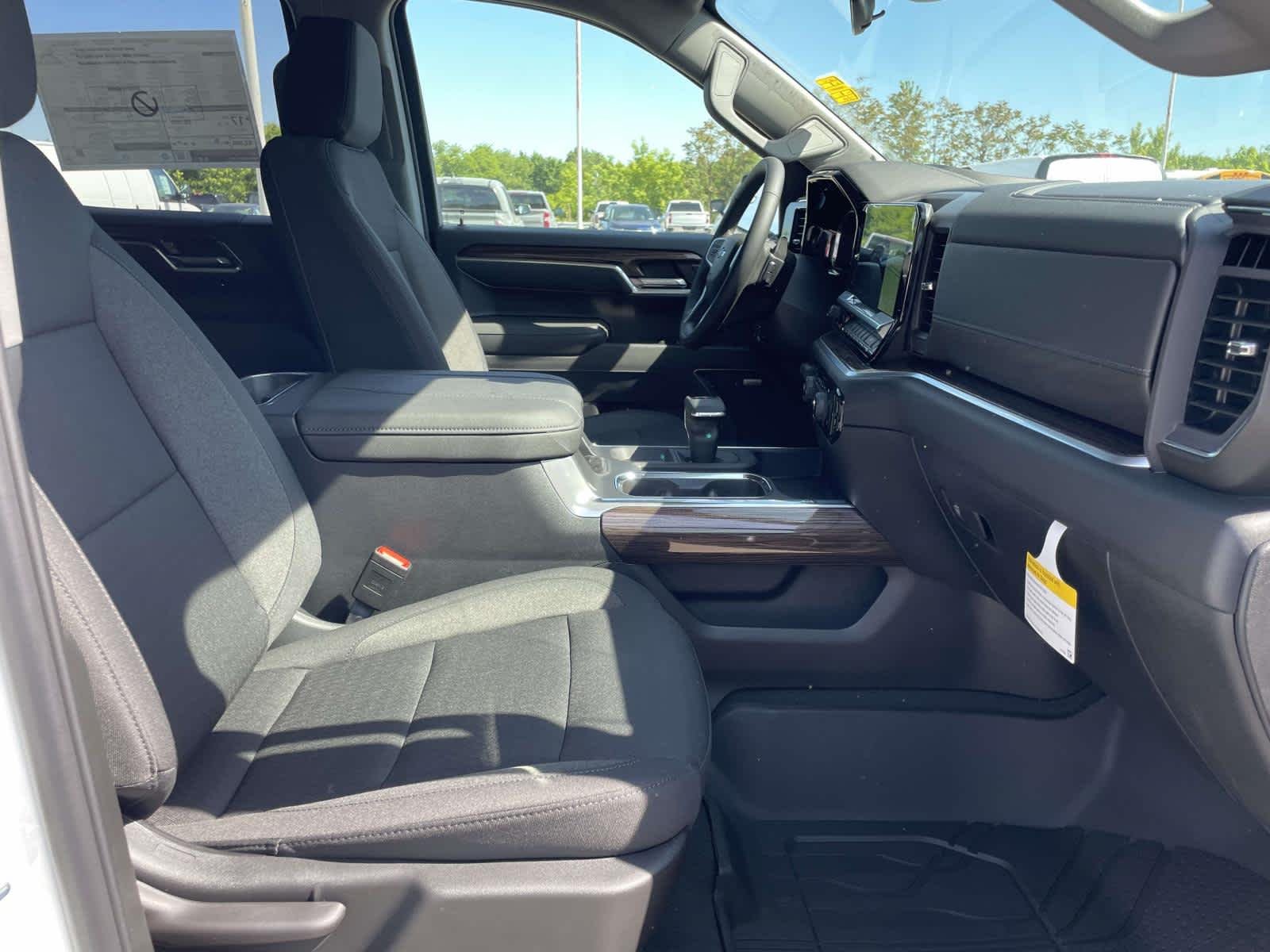 2026 Chevrolet Silverado 1500 RST - Photo 19