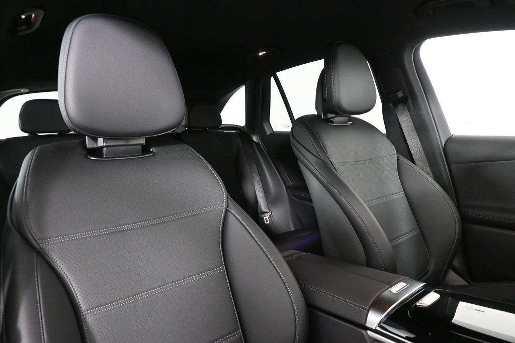 2025 Mercedes-Benz GLC Base - Photo 19