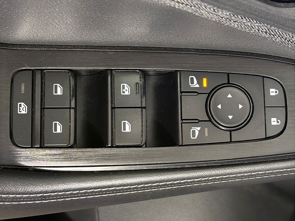 2021 Nissan Rogue S - Photo 28