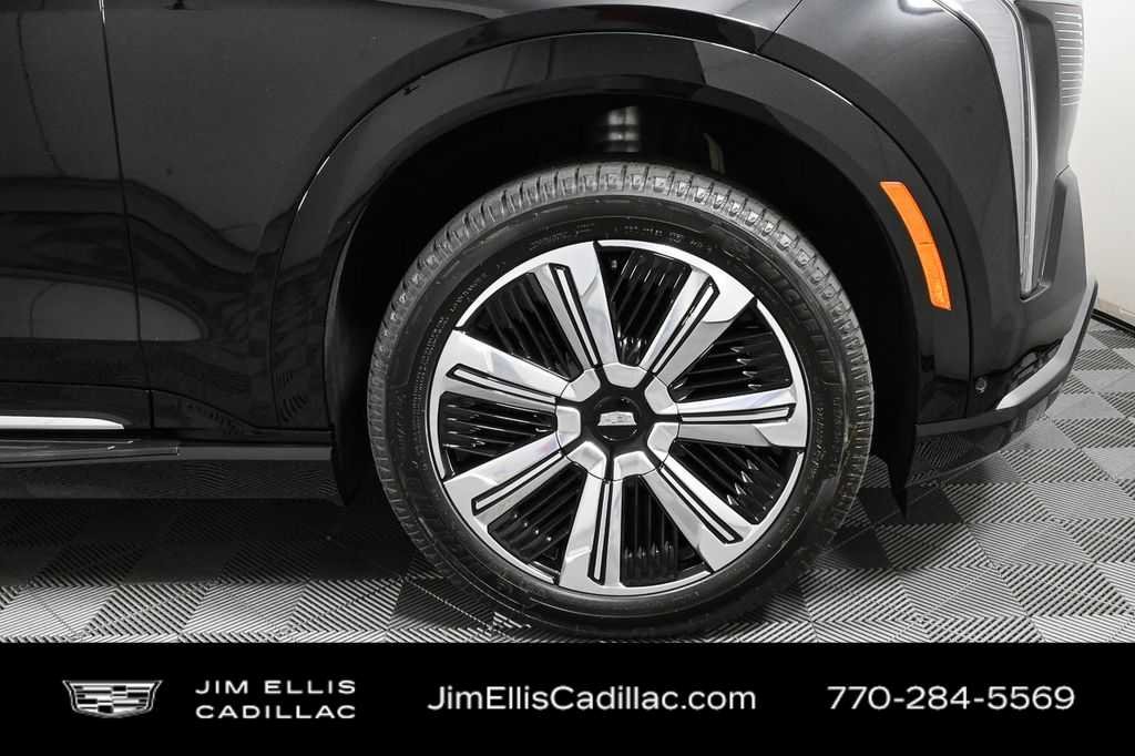 2025 Cadillac Escalade IQ Luxury 2 - Photo 42