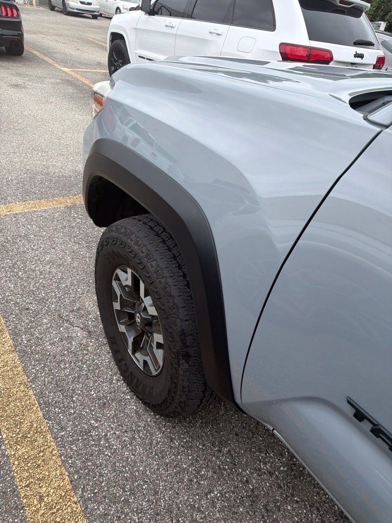 Used 2018  Toyota TRD Off-Road image 12