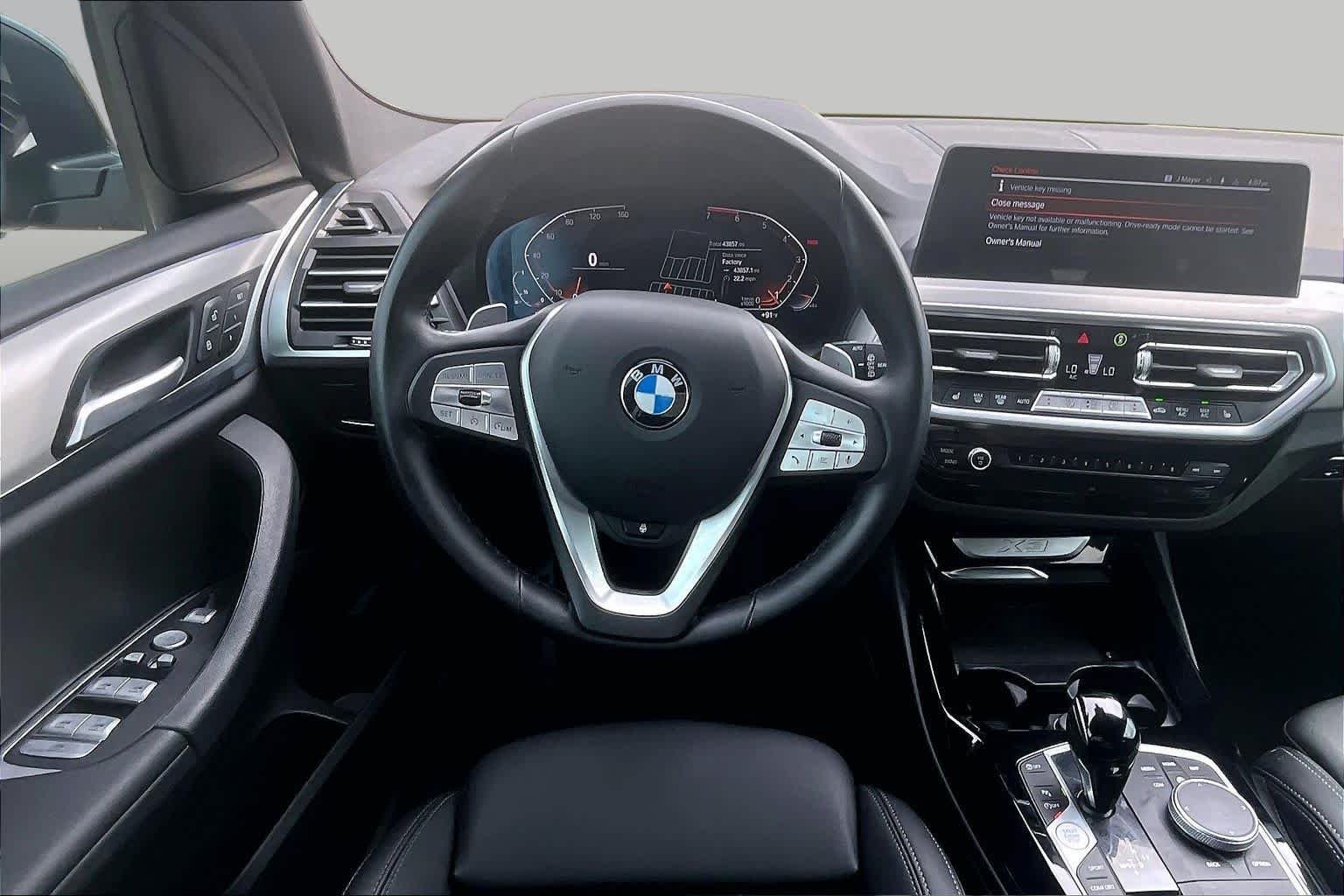 Used 2024 Jet Black BMW sDrive30i image 5