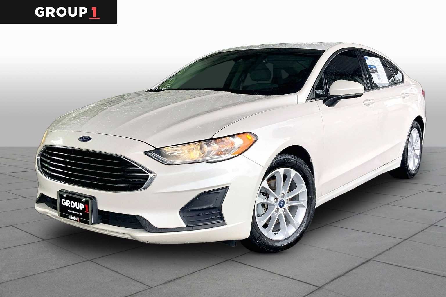 2020 Ford Fusion SE FWD's photo