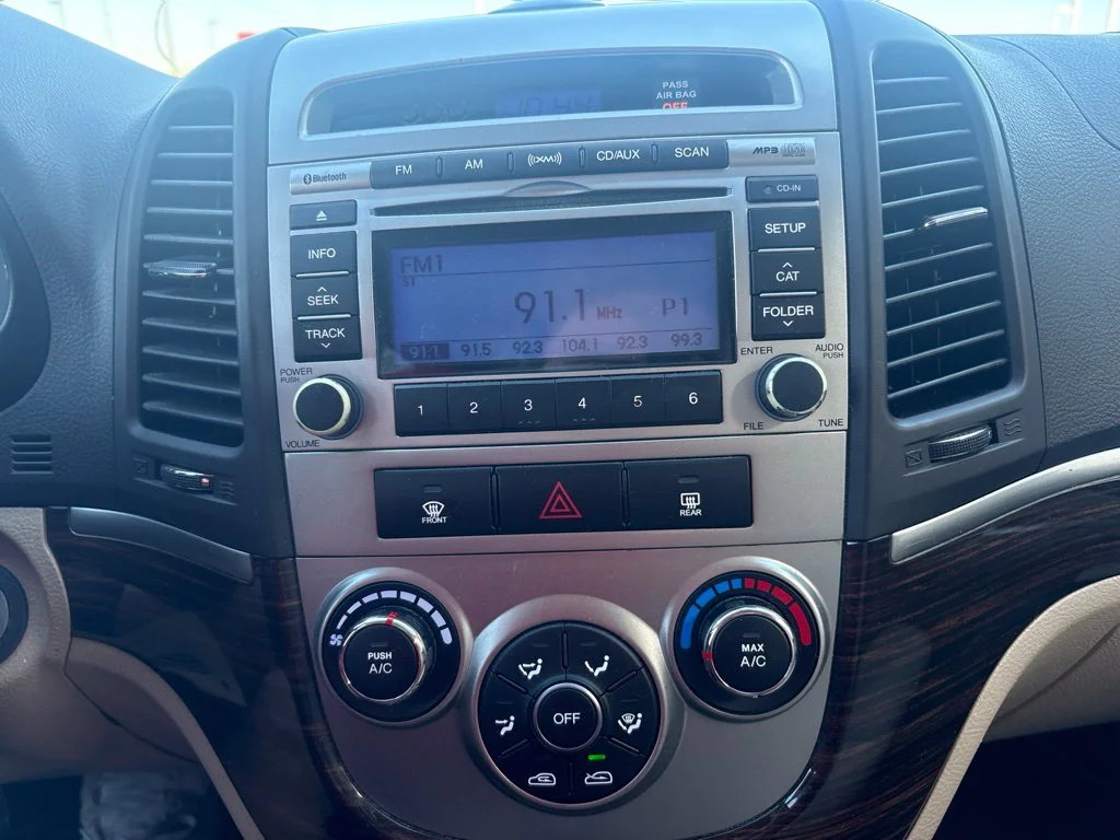 Used 2012 Blue Hyundai GLS image 18