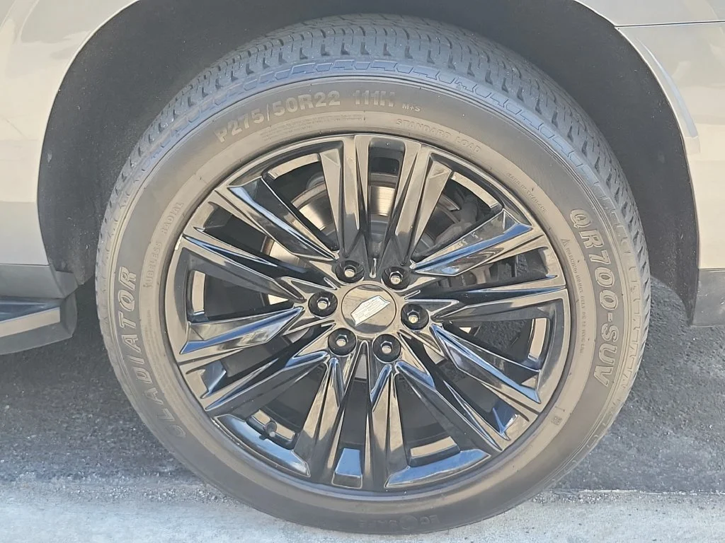 Used 2021 Steel Metallic Cadillac Sport Platinum image 10