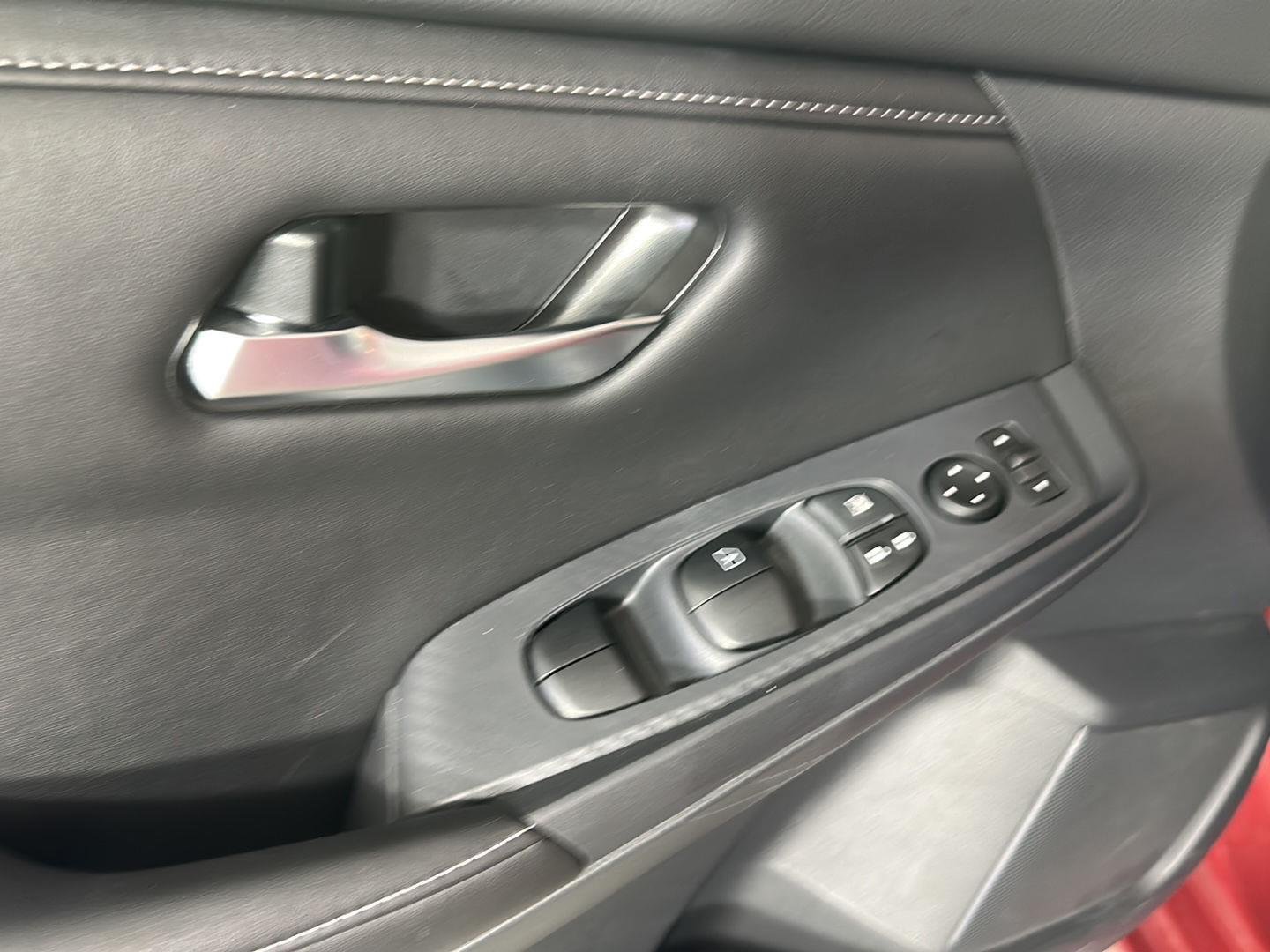 Used 2024 Scarlet Ember Tintcoat Nissan SV image 19