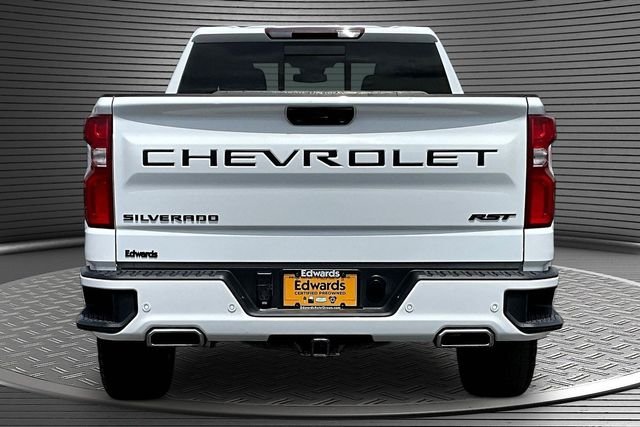 Used 2024 White Chevrolet RST image 5
