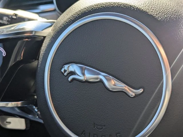 2026 Jaguar F-Pace R-Dynamic S - Photo 27