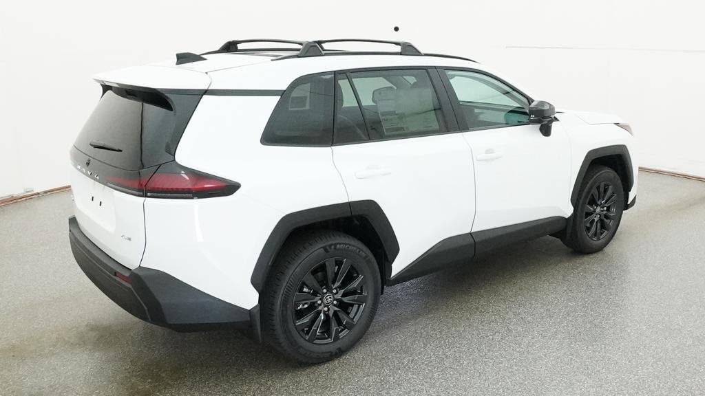 New 2026 Ice Cap Toyota XLE Premium image 18