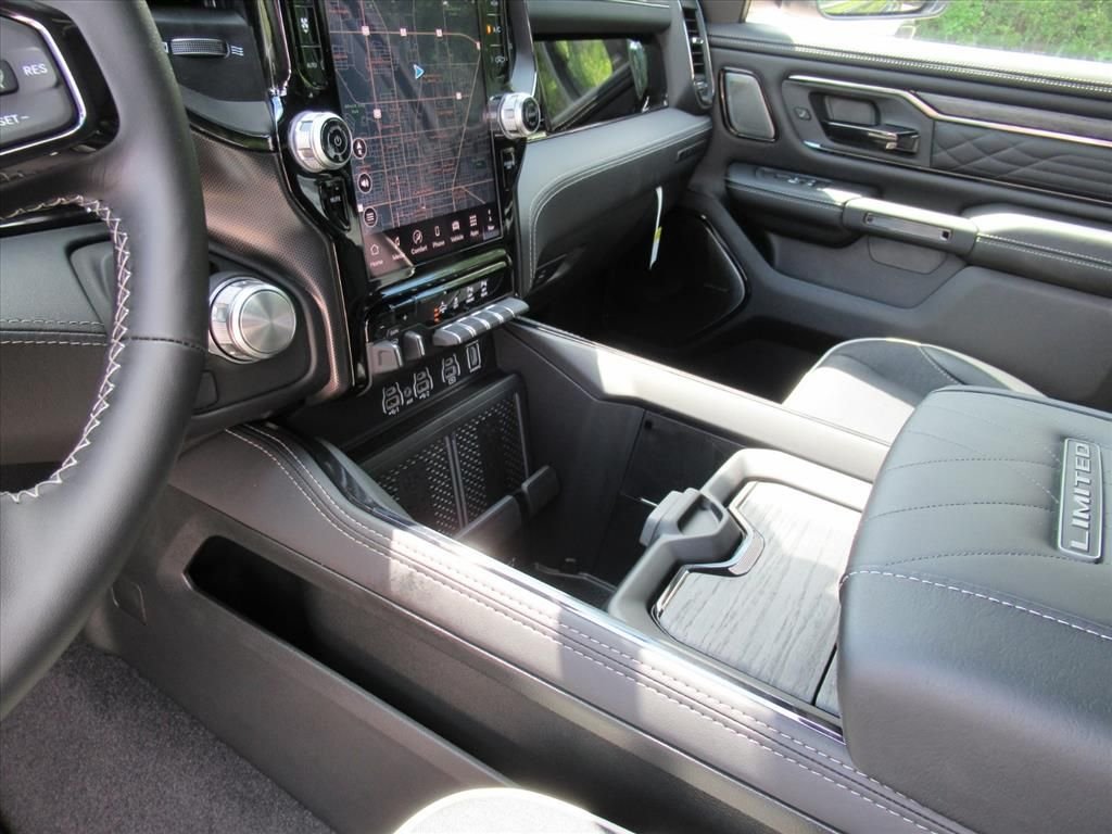 New 2026 Diamond Black Crystal Pearl-Coat Exterior Paint RAM Limited image 15