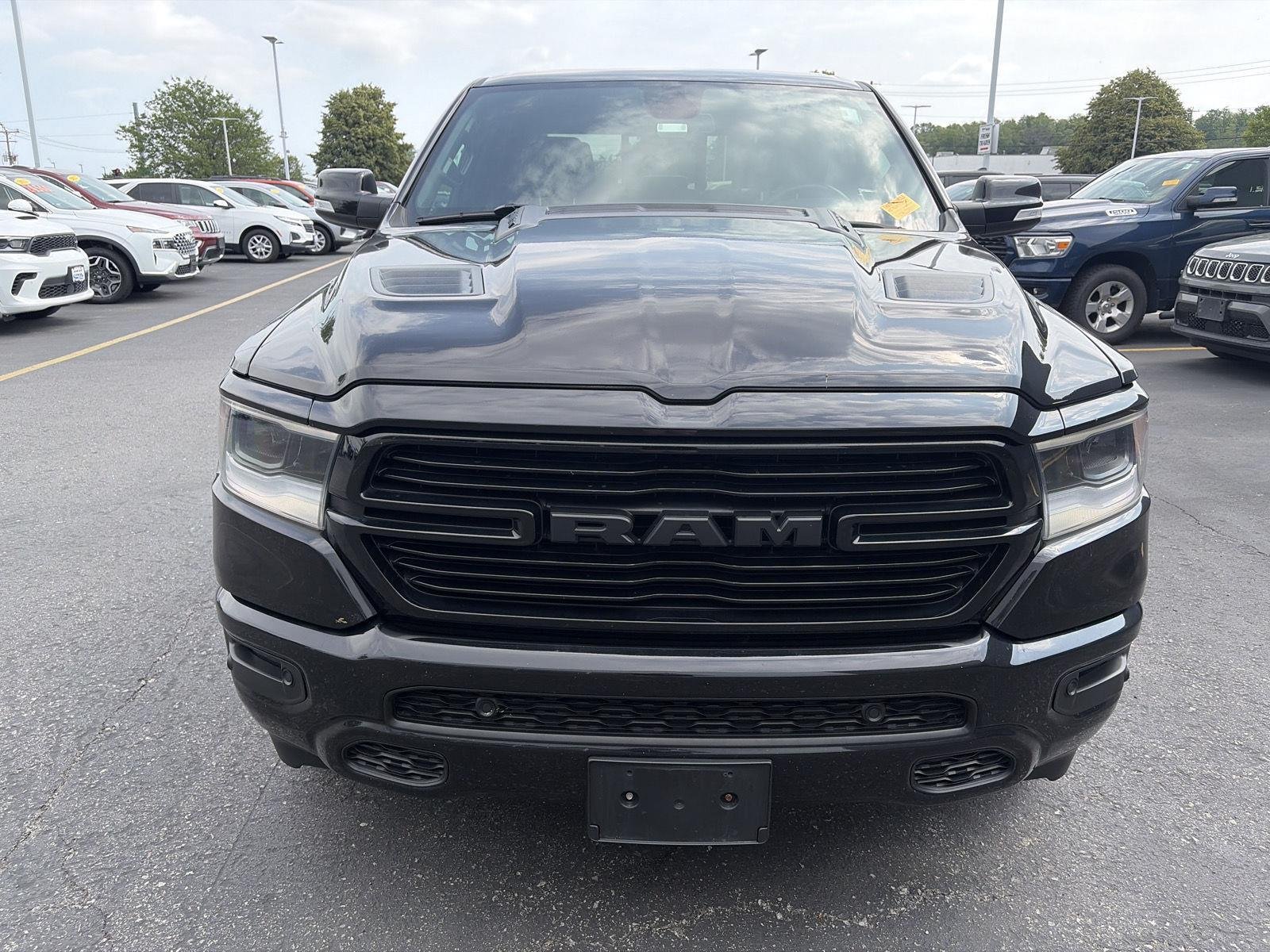 Used 2019 Diamond Black Crystal Pearlcoat Ram Laramie image 2
