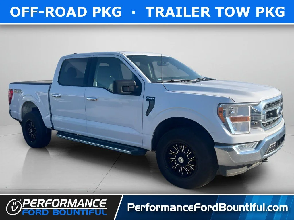 Certified Used 2022 Oxford White Ford XLT image 1