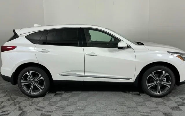 Certified Used 2026 Platinum White Pearl Acura Technology Package image 8