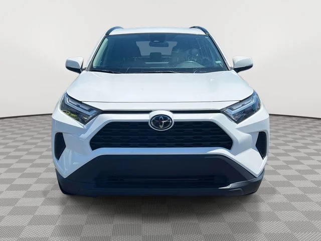 Used 2024 White Toyota XLE image 2