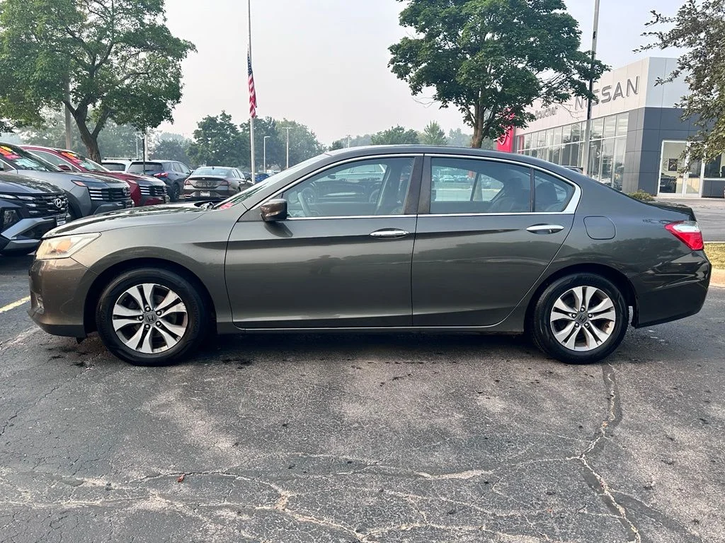 Used 2014 Modern Steel Metallic Honda LX image 8