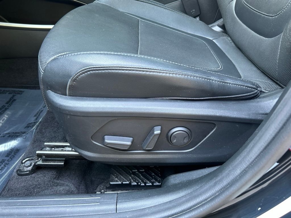 2022 Hyundai Tucson Limited - Photo 17