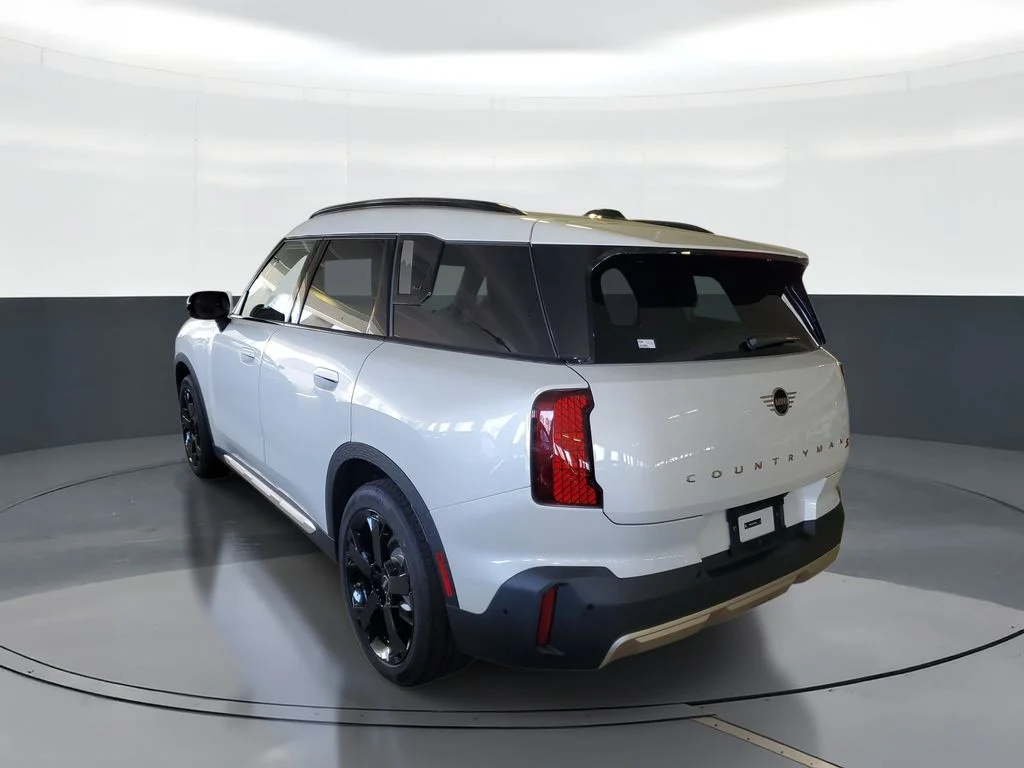 New 2027  MINI Base image 4