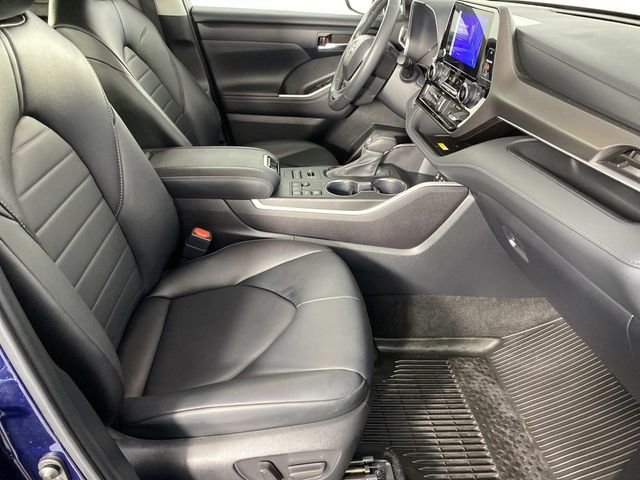 Used 2024 Blue Toyota XLE image 11