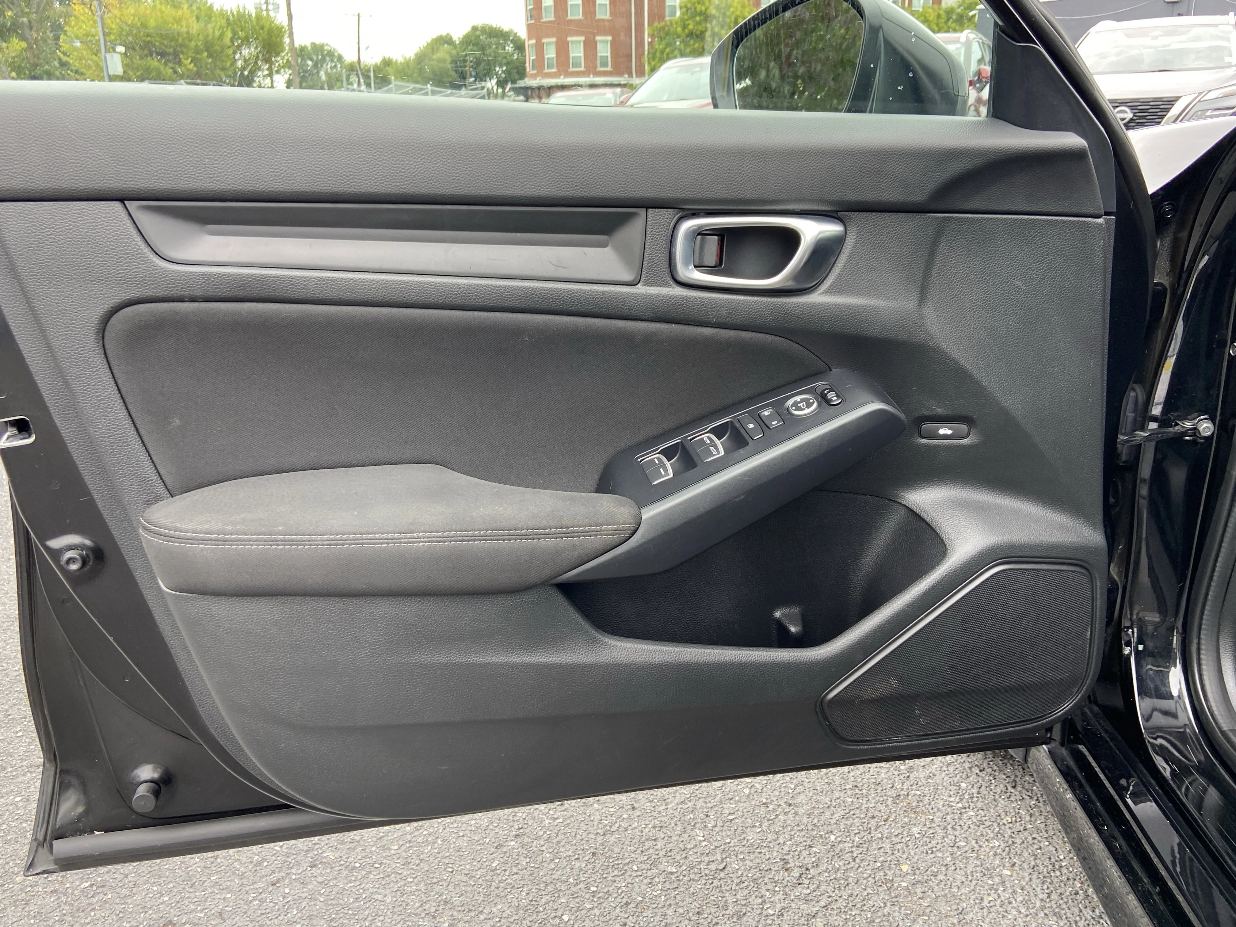 2025 Honda Civic LX - Photo 23