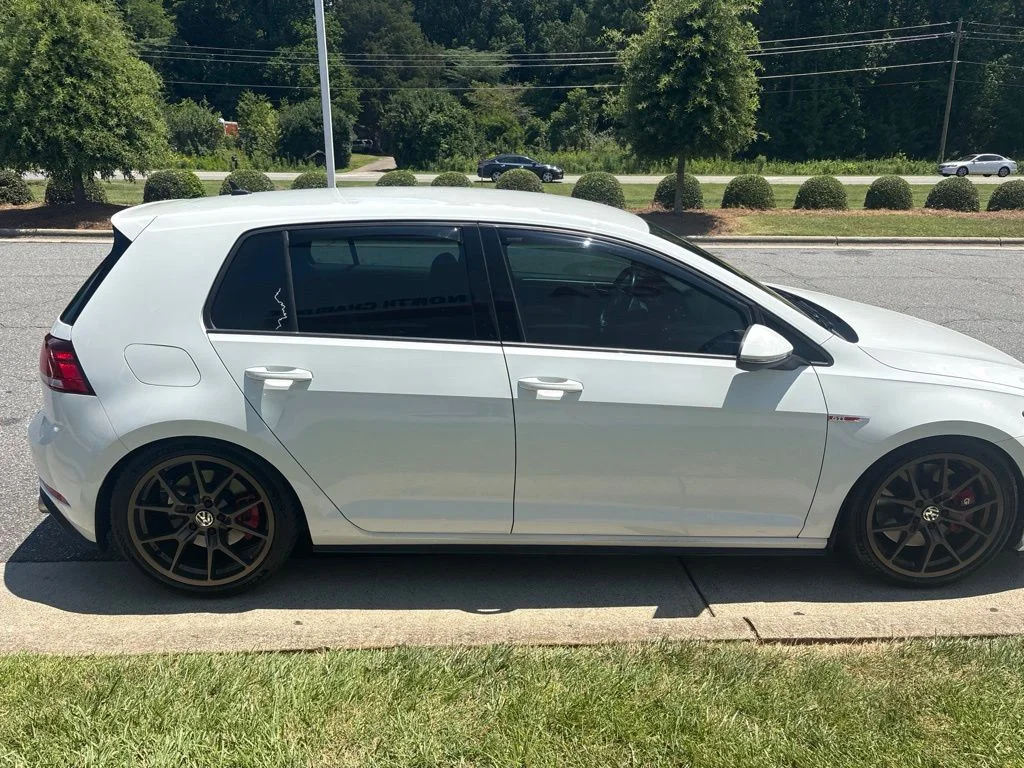 Used 2019  Volkswagen 2.0T S image 3