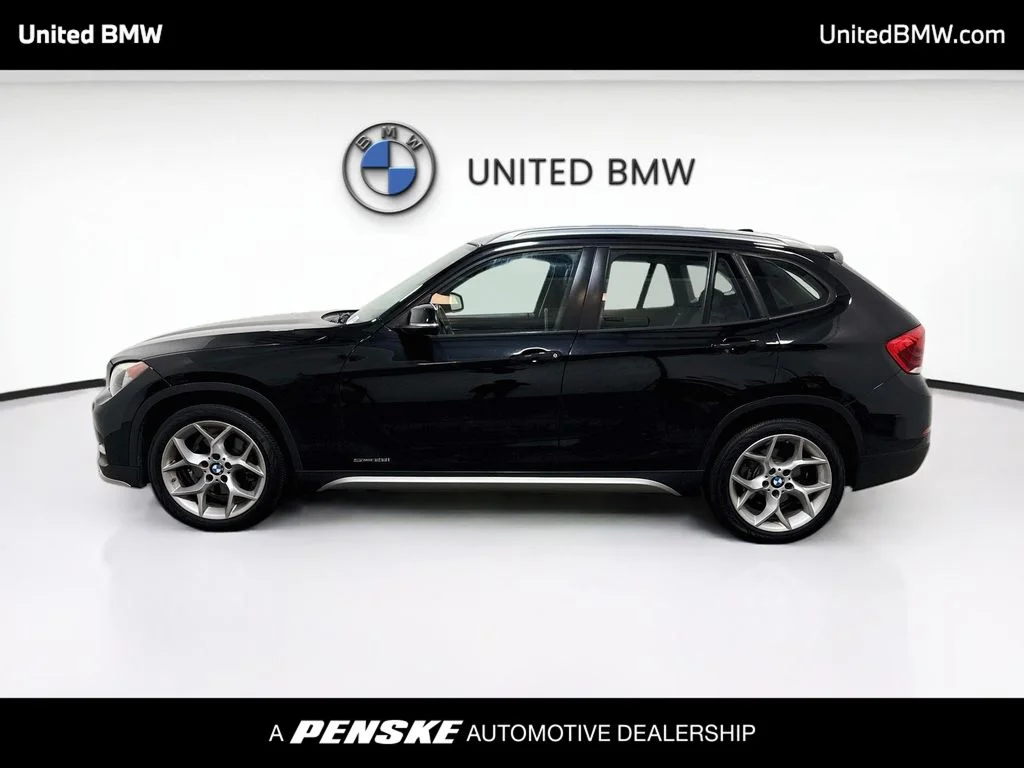 Used 2015 Black Sapphire Metallic BMW sDrive28i image 8