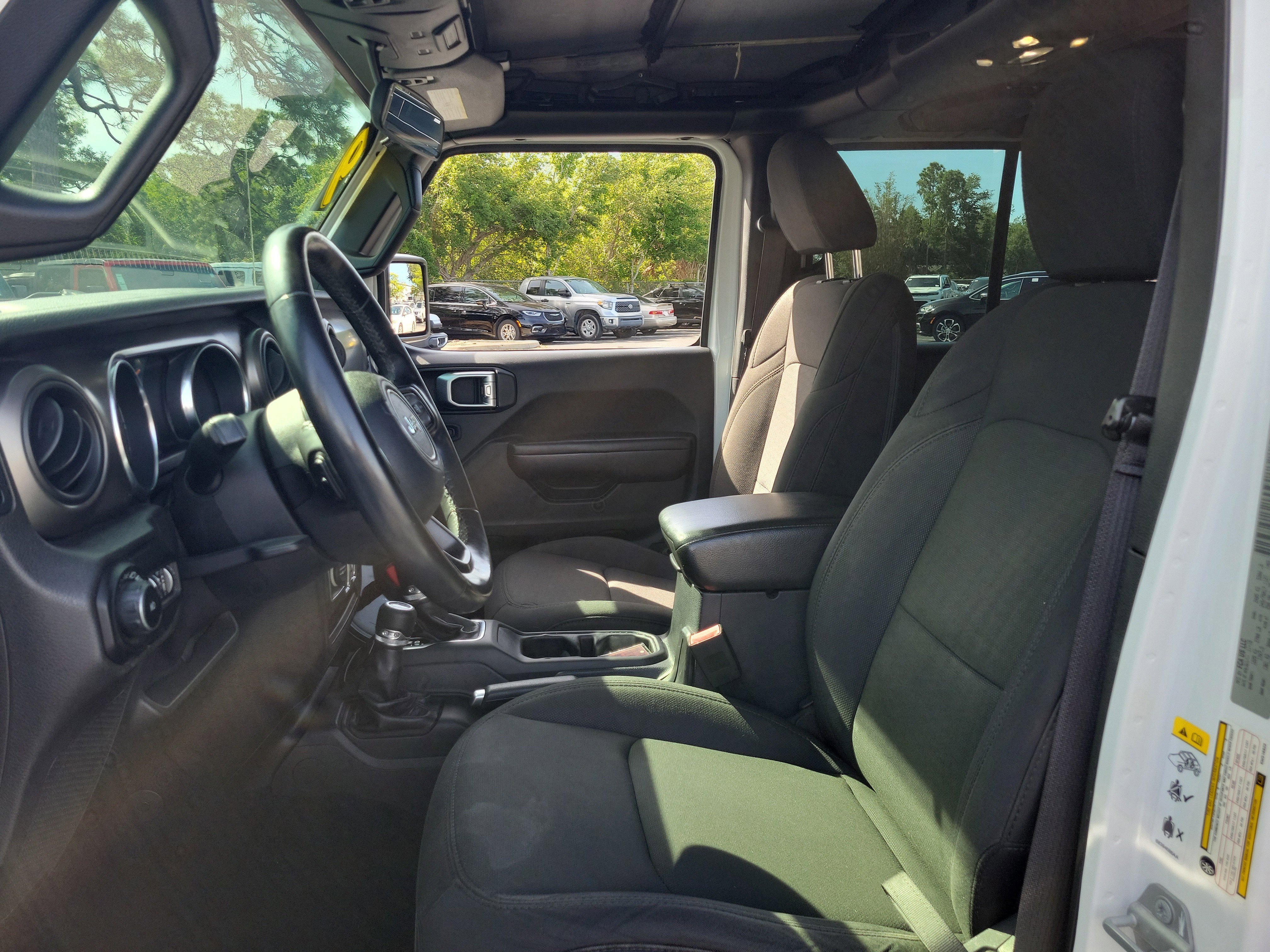Used 2019 Bright White Clearcoat Jeep Unlimited Sport S image 21