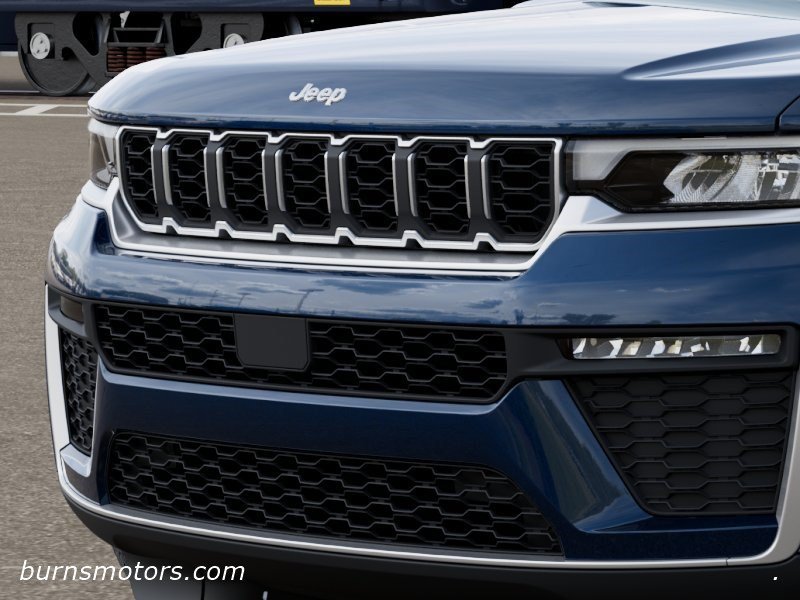 New 2026 Fathom Blue Pearl-Coat Exterior Paint Jeep Limited image 11