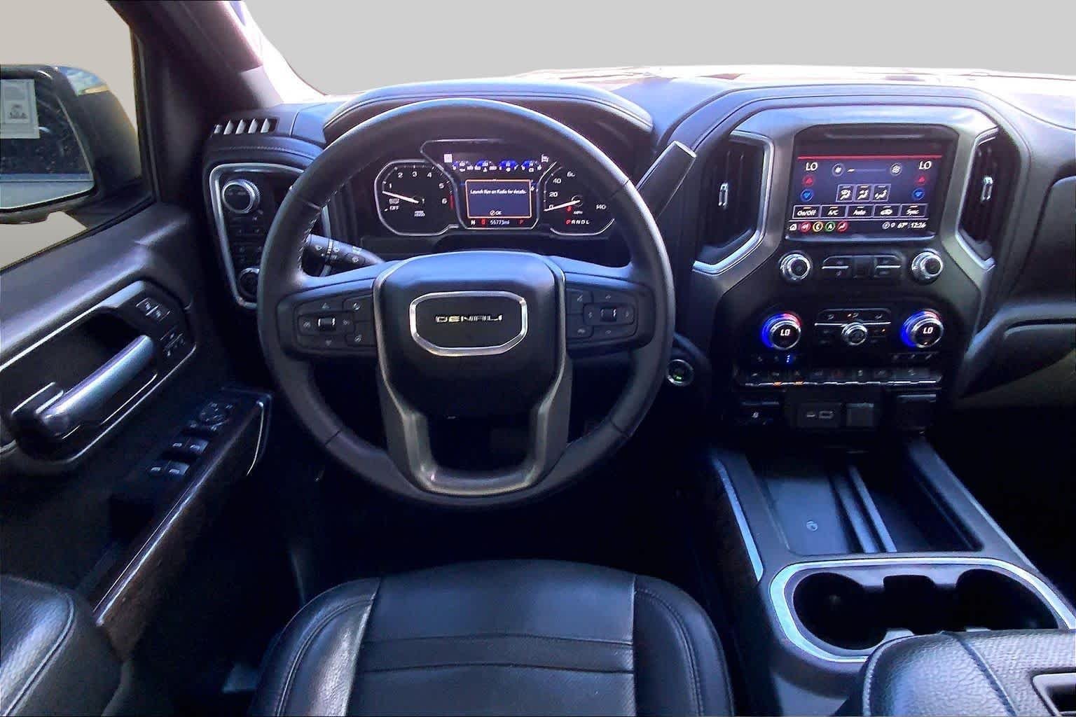 Used 2021 White Frost Tricoat GMC Denali image 6