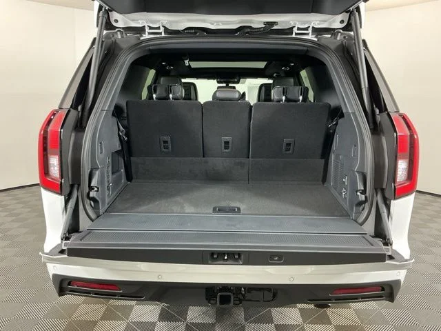 New 2026 Oxford White Ford Tremor image 32