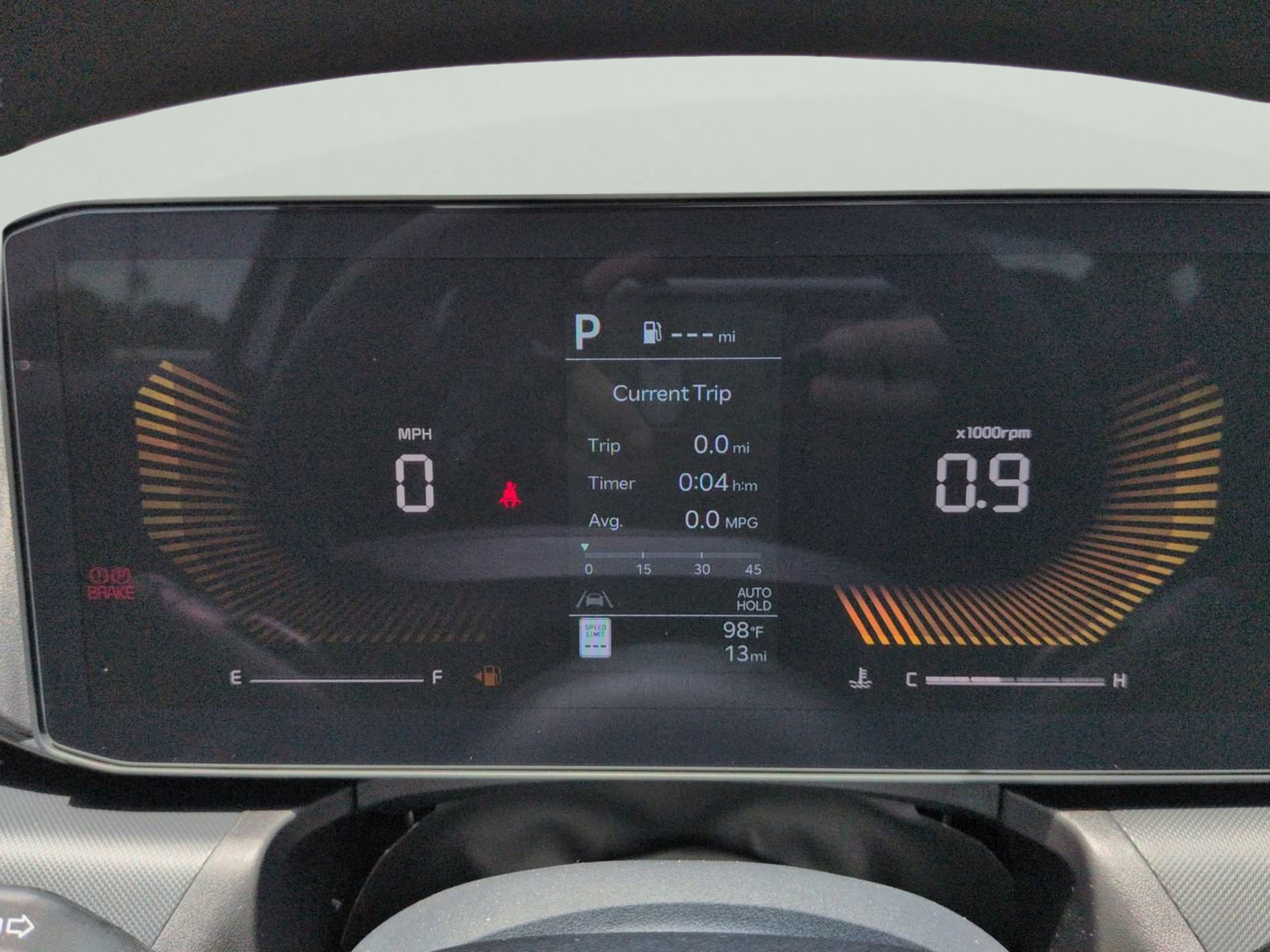 New 2026 Snow White Pearl Kia LXS image 24