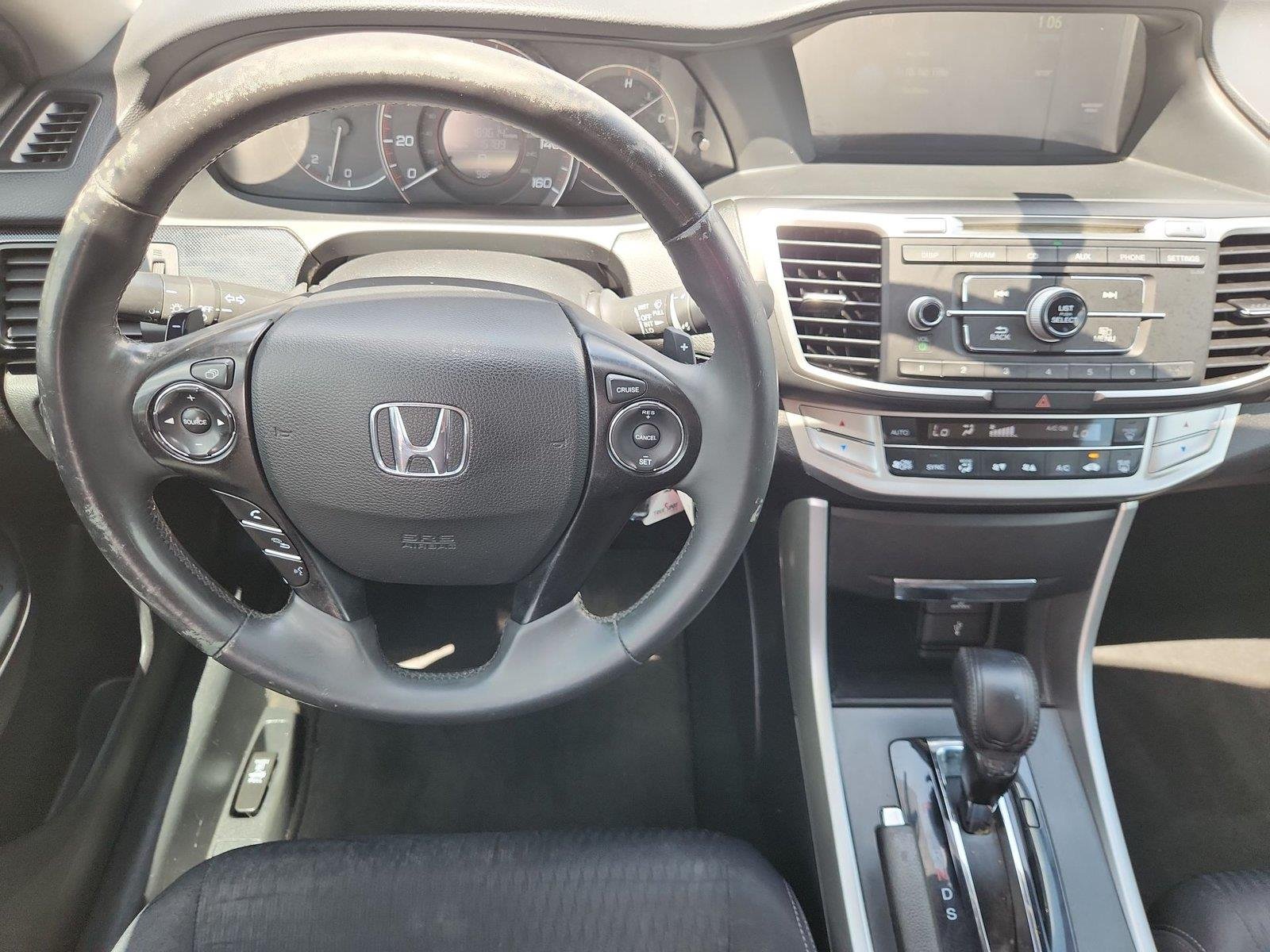 Used 2015  Honda Sport image 11