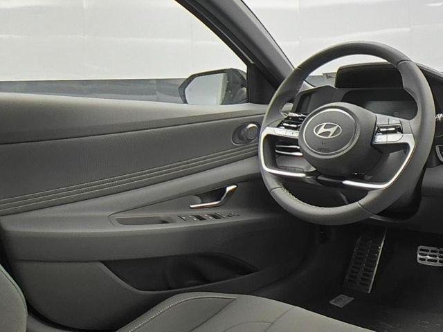 New 2026 White Hyundai SEL Sport image 33
