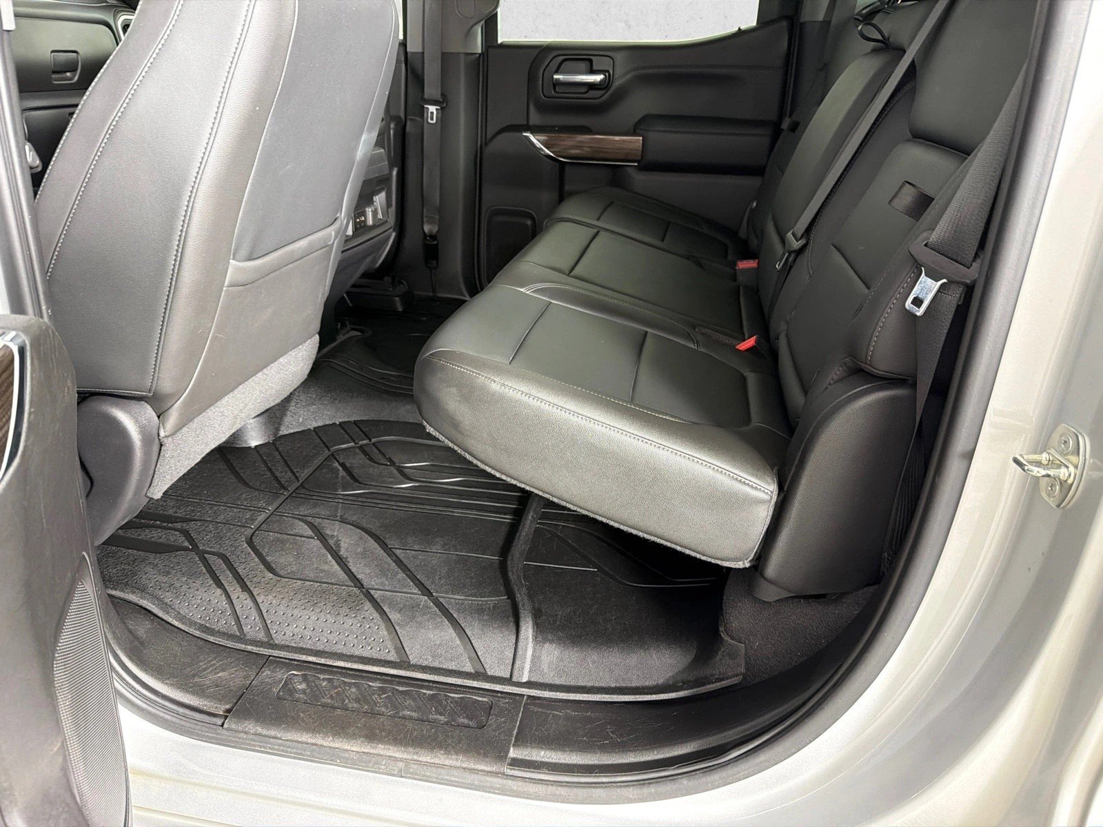 Used 2019 Silver Ice Metallic Chevrolet LT Trail Boss image 20