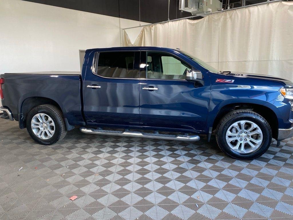 Used 2022 Blue Metallic Chevrolet LTZ image 15