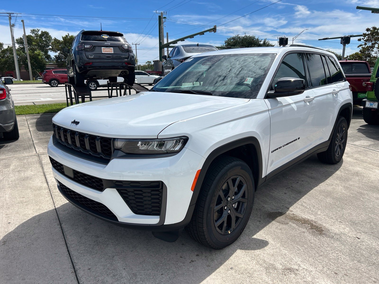 2027 Jeep Grand Cherokee