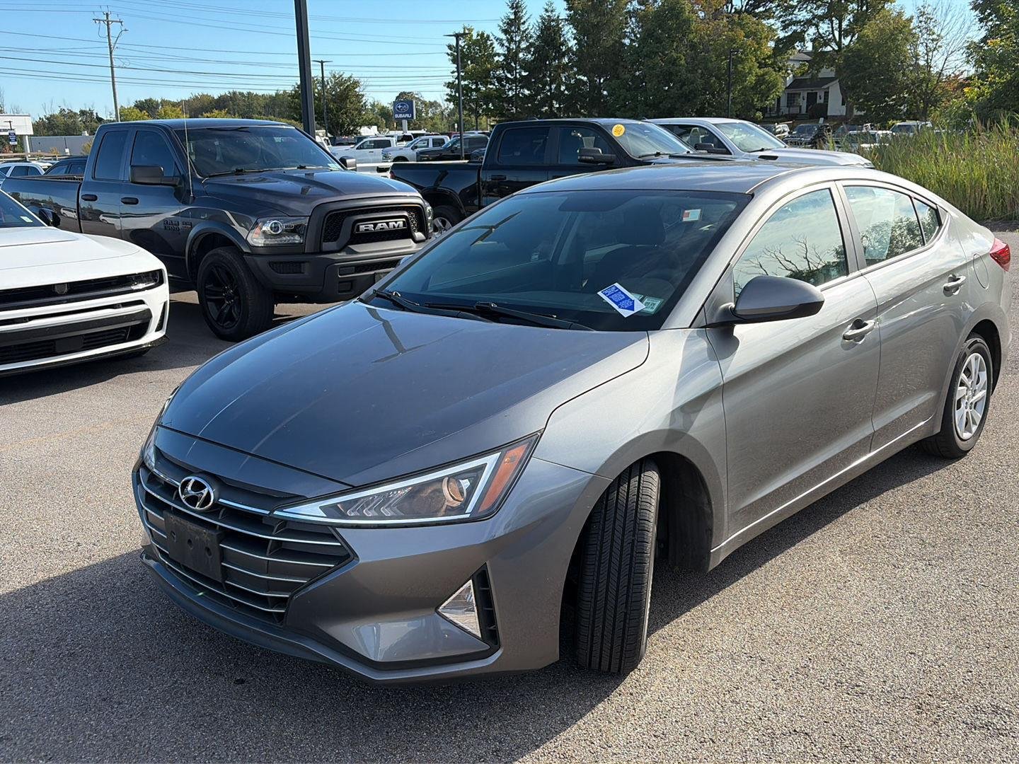 Used 2019 Machine Gray Hyundai SE image 4