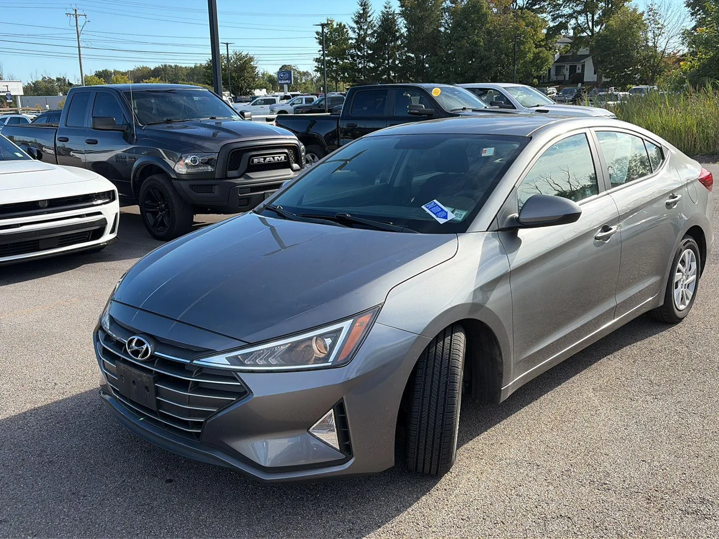 Used 2019 Machine Gray Hyundai SE image 4