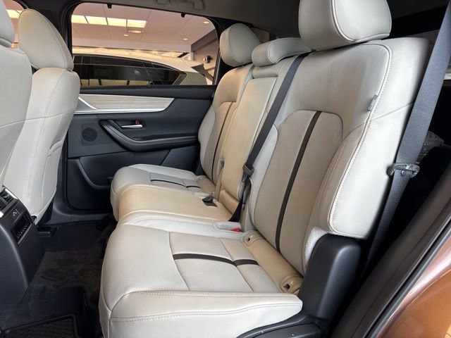 2025 Mazda CX-70 Premium Package - Photo 11