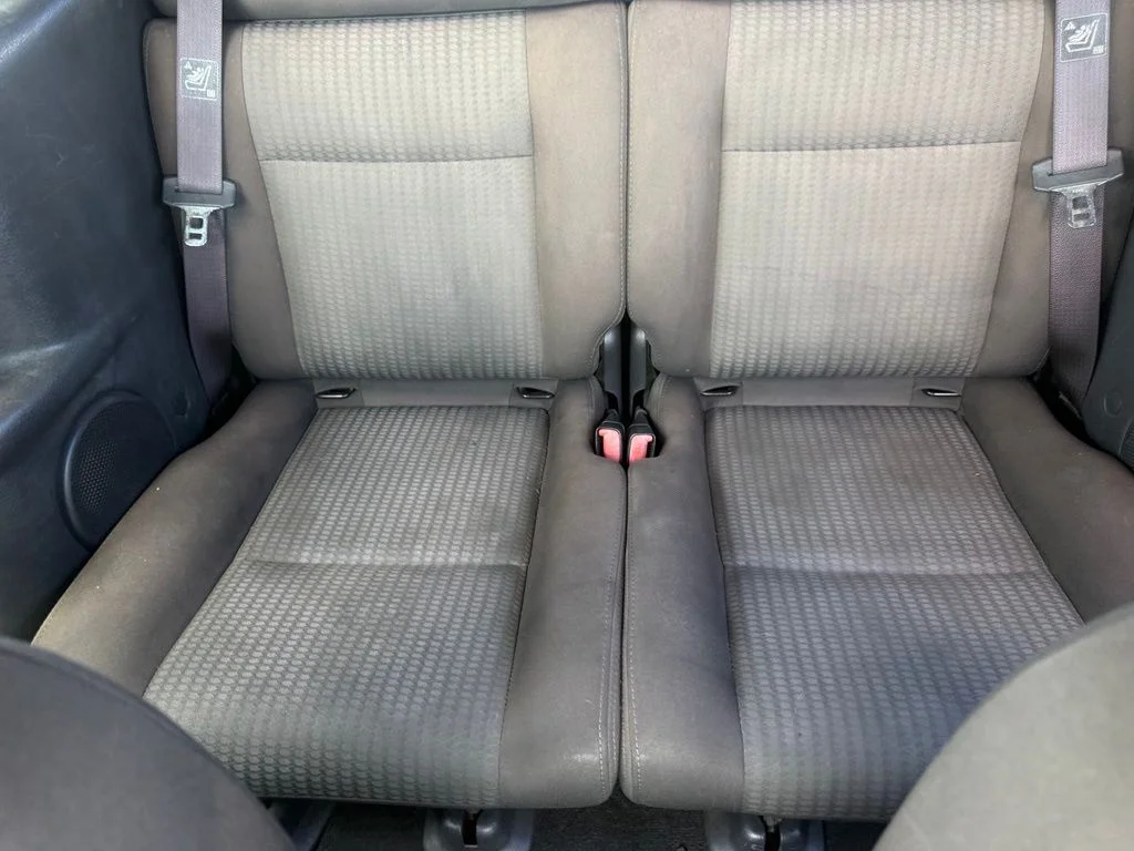 Used 2005 Burgundy Chrysler Touring image 25