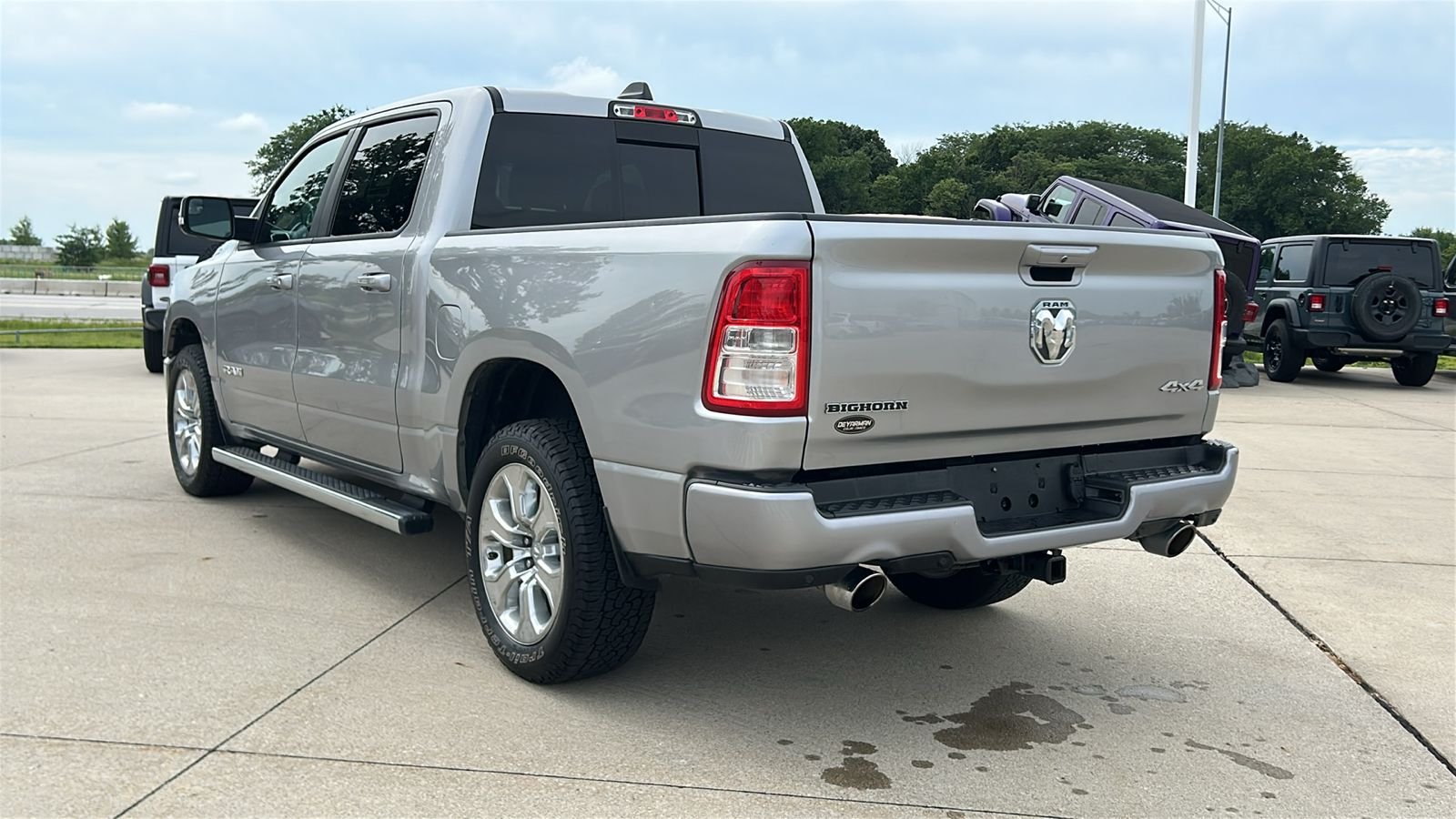 Used 2022 Silver Ram Big Horn/Lone Star image 6