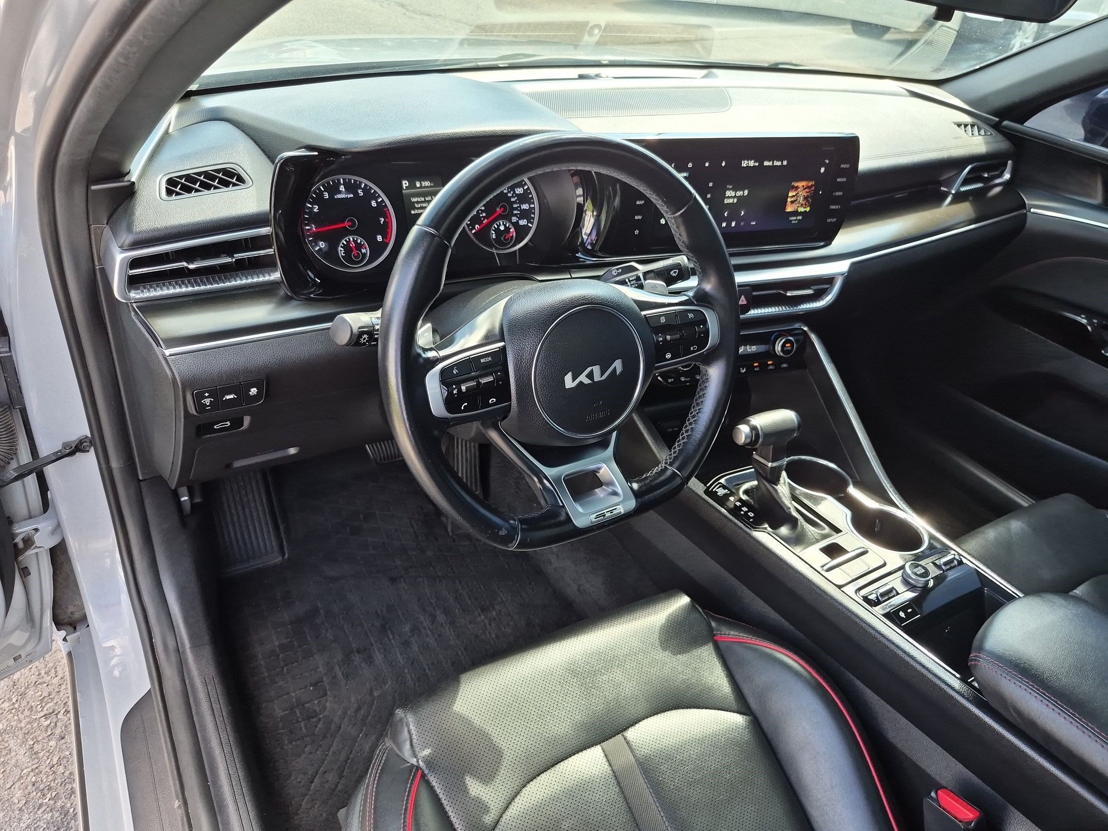 Used 2023 Wolf Gray Kia GT image 15