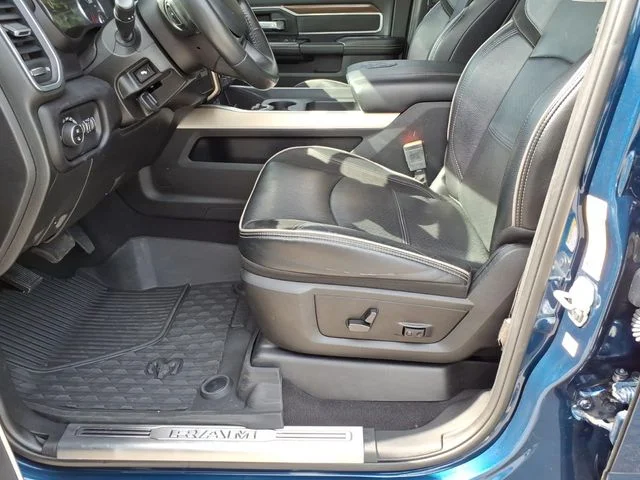 Used 2022 Blue Ram Laramie image 22