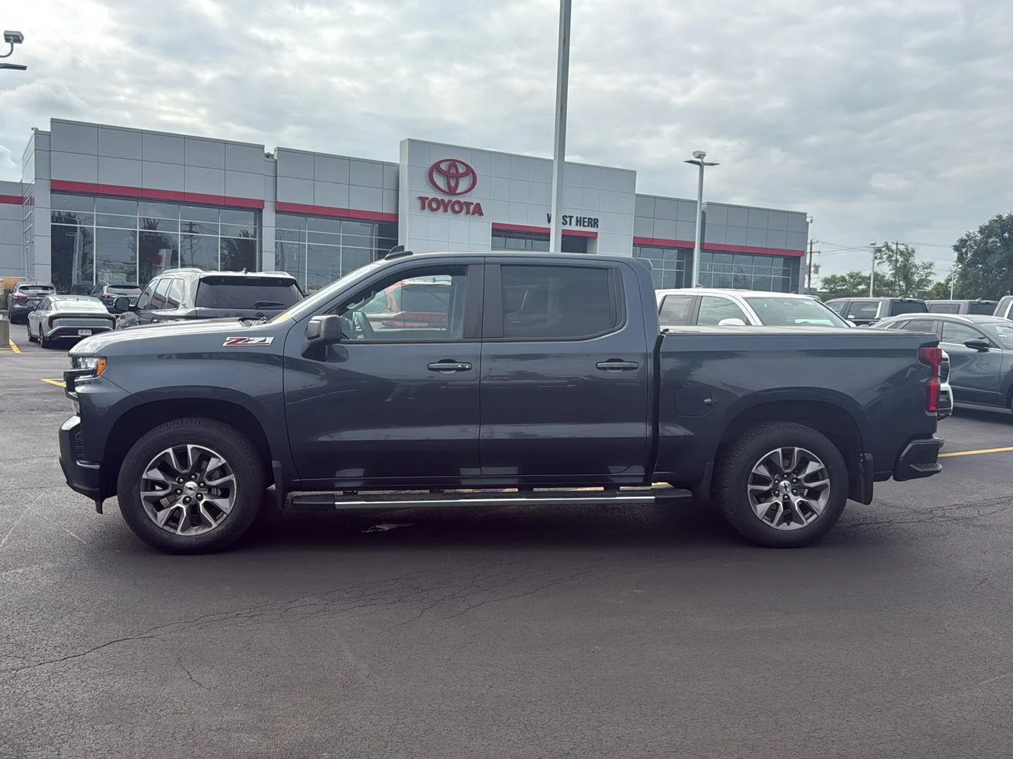 Used 2021 Shadow Gray Metallic Chevrolet RST image 6