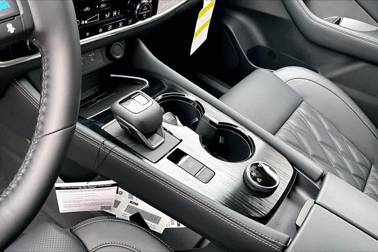 New 2026 Everest White Pearl TriCoat Nissan Platinum image 11