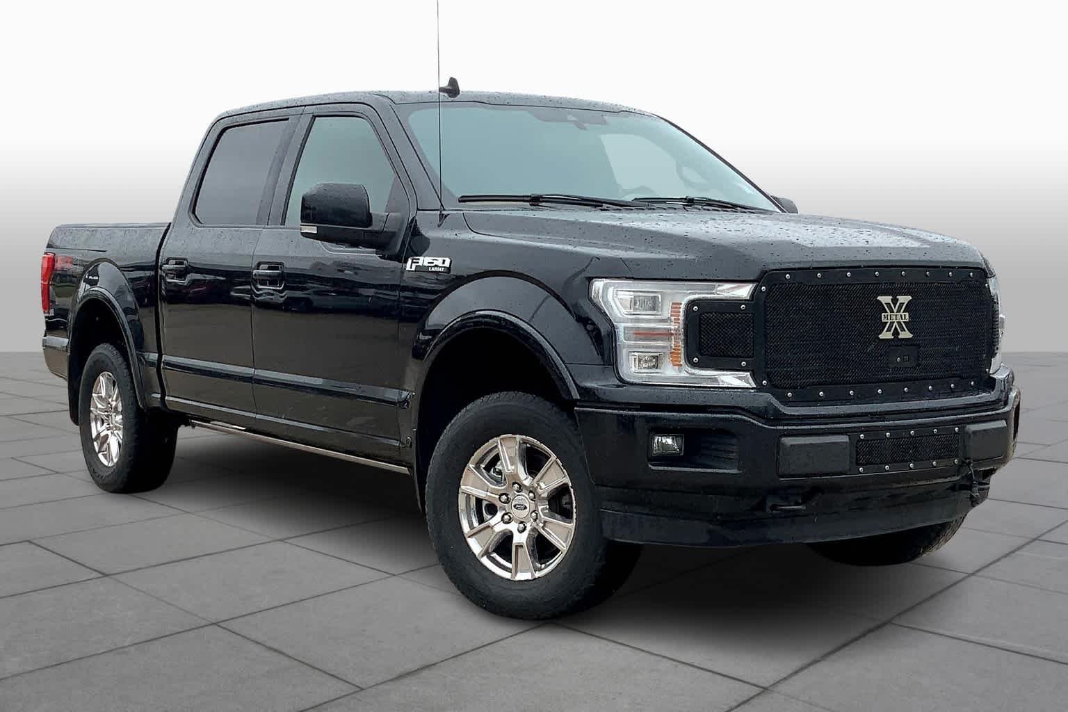 Used 2020 Agate Black Metallic Ford LARIAT image 4