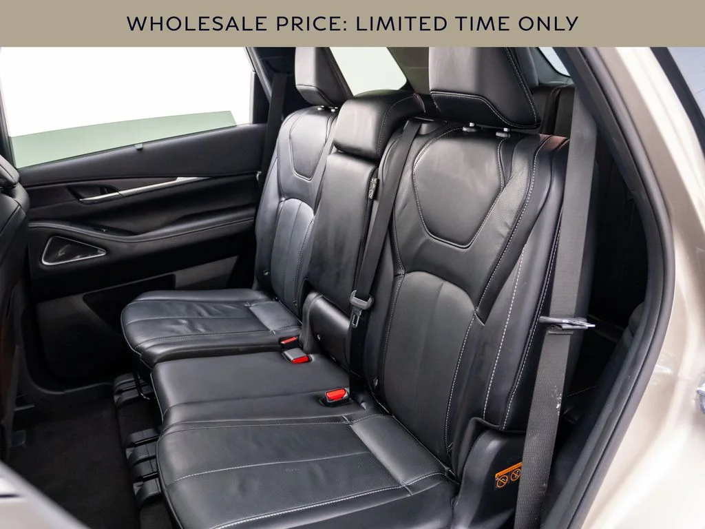 Used 2023 Silver INFINITI Sensory image 15
