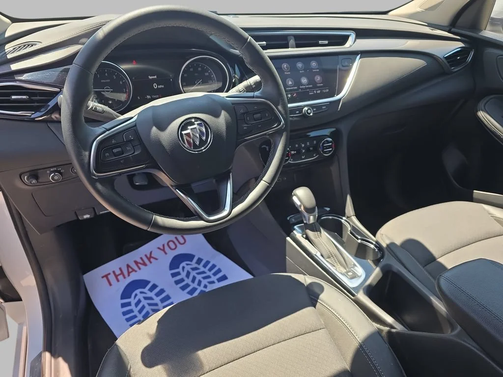 Certified Used 2023 White Frost Tricoat Buick Select image 17