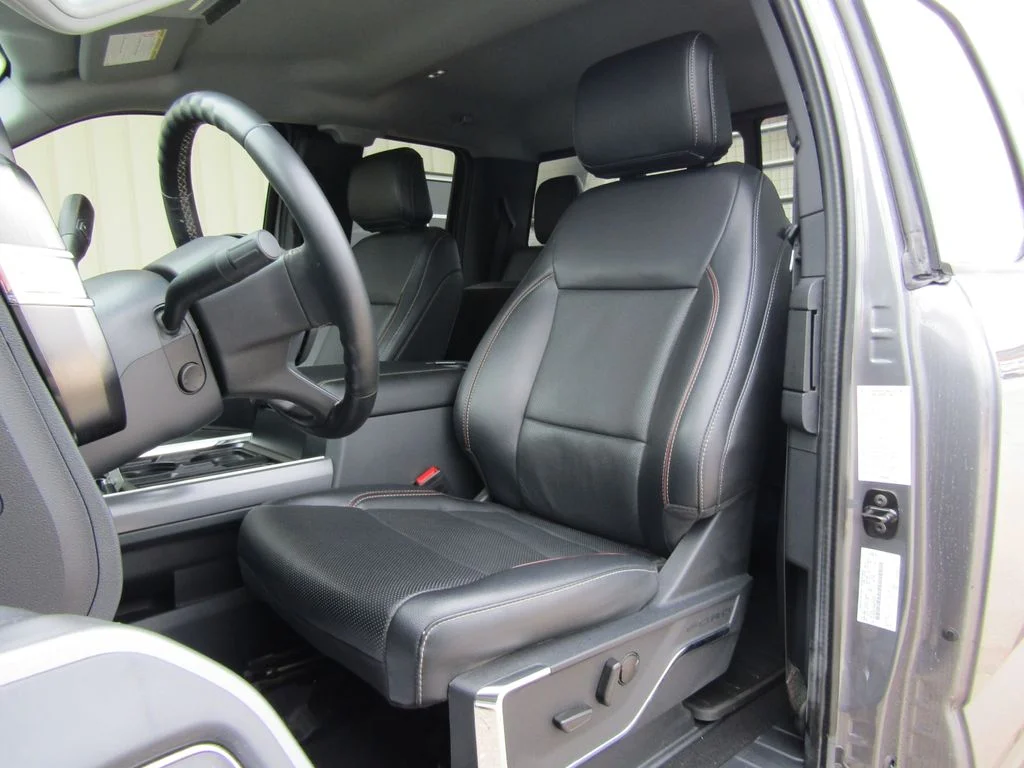 Used 2024 Gray Metallic Ford Lariat image 19